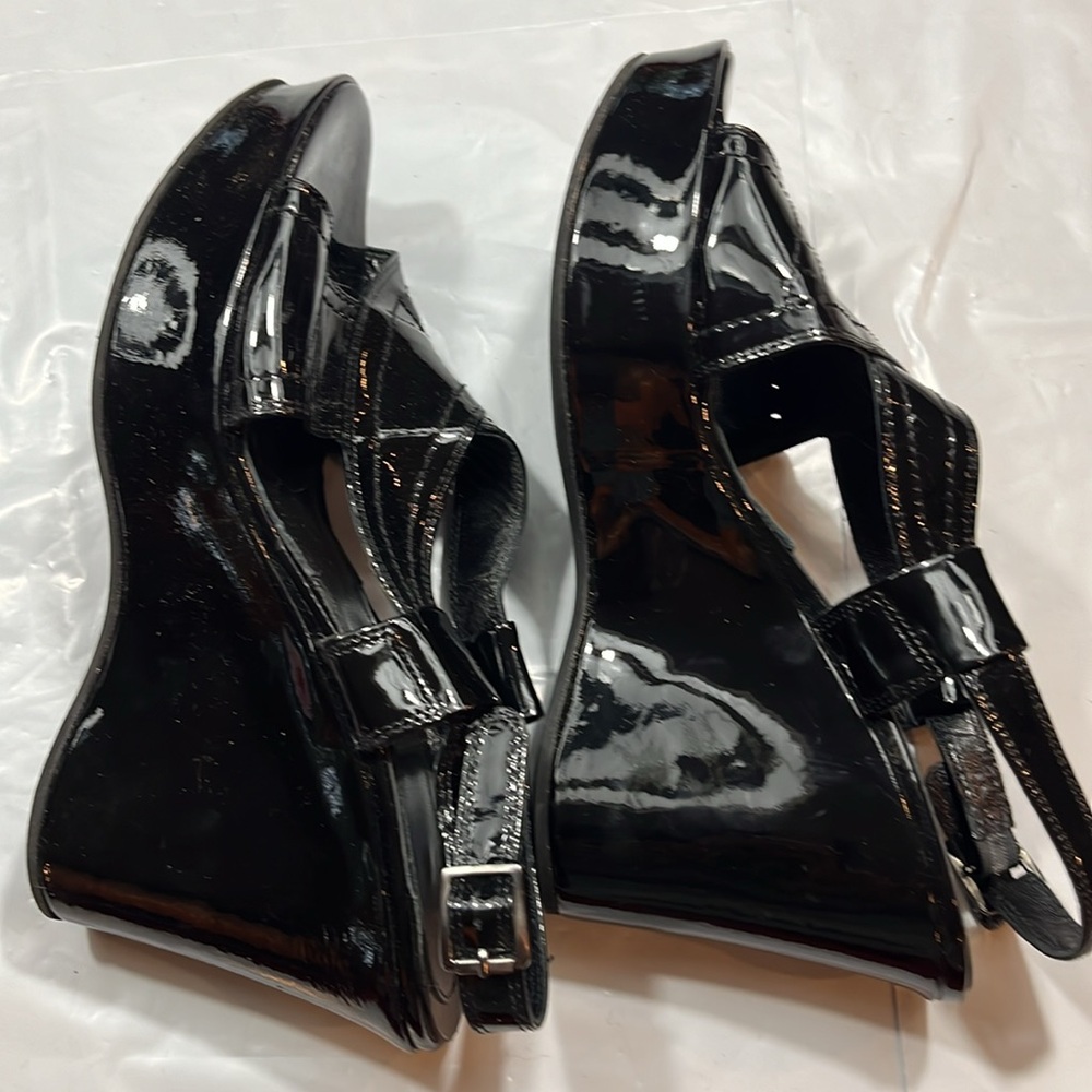 Via Spiga black shiny wedge sandals Strappy open toe ankle strap size 8.5M women